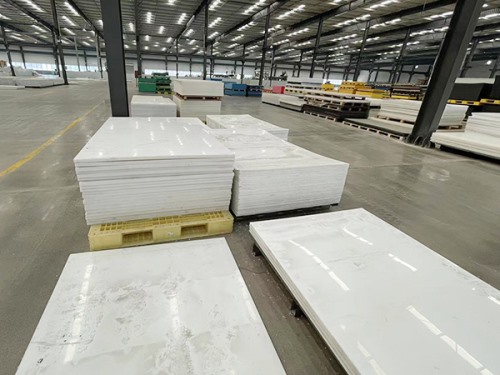 超高分子量聚乙烯襯板生產(chǎn)過程